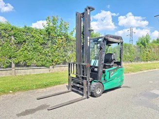 Трехопорные погрузчики Hangcha A3W20