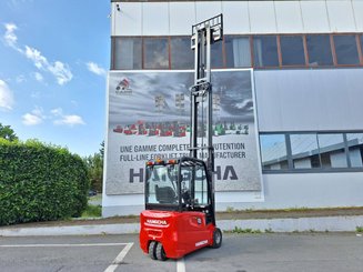 Трехопорные погрузчики Hangcha A3W20