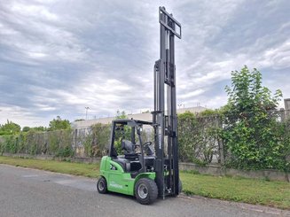 Четырехопорные погрузчики Hangcha XC35i