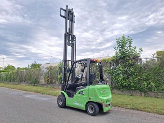 Четырехопорные погрузчики Hangcha XC35i