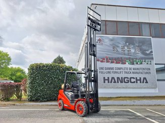 Четырехопорные погрузчики Hangcha XF35G-2