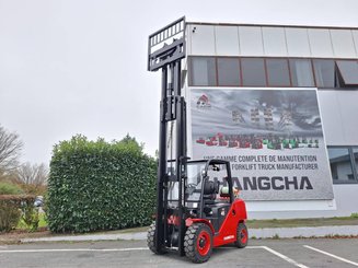 Четырехопорные погрузчики Hangcha XF45G