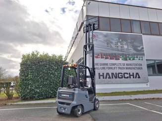 Четырехопорные погрузчики Hangcha AE15