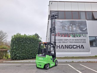 Четырехопорные погрузчики Hangcha AE20Ci
