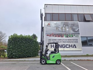 Четырехопорные погрузчики Hangcha AE20Ci