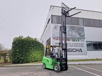 Четырехопорные погрузчики Hangcha AE25-I