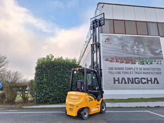 Четырехопорные погрузчики Hangcha XE20Ci