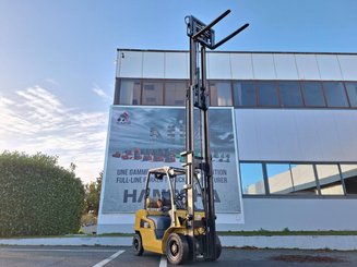 Четырехопорные погрузчики Caterpillar GP25N - 7