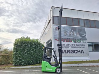 Трехопорные погрузчики Hangcha XC3-15i -XCY2G-SI
