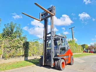 Четырехопорные погрузчики Linde H70 D