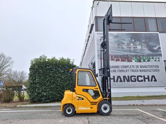 Четырехопорные погрузчики Hangcha XE25i (CPD25-XEY2-SI)