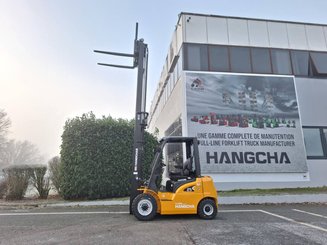 Четырехопорные погрузчики Hangcha XE25i (CPD25-XEY2-SI)