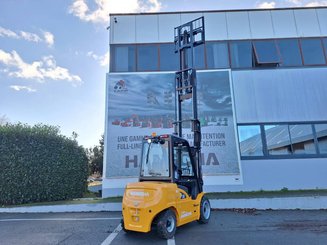Четырехопорные погрузчики Hangcha XE38i