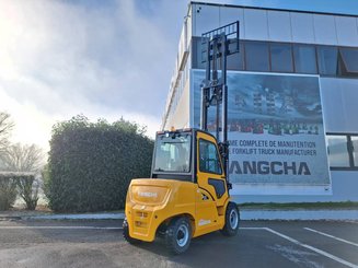 Четырехопорные погрузчики Hangcha XE50i(CPD50-XEXY2-SI)