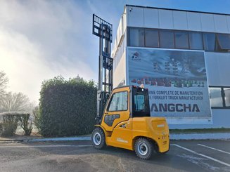 Четырехопорные погрузчики Hangcha XE50i(CPD50-XEXY2-SI)