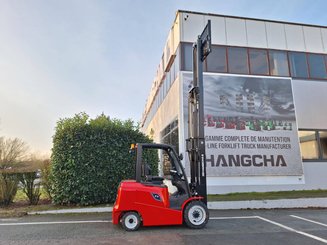 Четырехопорные погрузчики Hangcha AE35