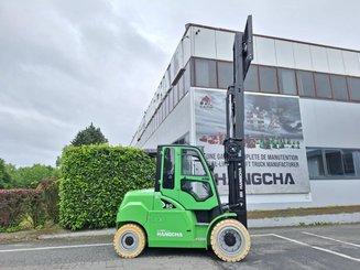 Четырехопорные погрузчики Hangcha XC80i-600 (CPD80-XCY2-SI)