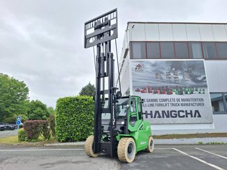 Четырехопорные погрузчики Hangcha XC80i-600 (CPD80-XCY2-SI)