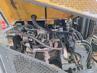 Четырехходовый вилочный погрузчик AMLIFT AGILIFT 25-12-49
