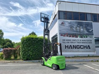 Четырехопорные погрузчики Hangcha XC35i