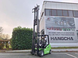 Четырехопорные погрузчики Hangcha XC35i