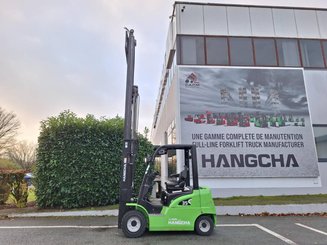 Четырехопорные погрузчики Hangcha XC35i
