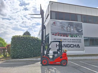 Четырехопорные погрузчики Hangcha XF20G-2