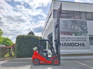 Четырехопорные погрузчики Hangcha XF20G-2