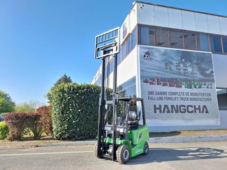 Четырехопорные погрузчики Hangcha AE18-I