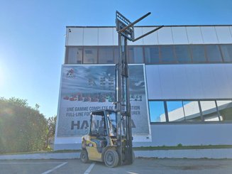 Четырехопорные погрузчики Caterpillar GP25NT - 4