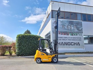 Четырехопорные погрузчики Hangcha XE15i (CPD15-XEY2-SI) 