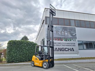 Четырехопорные погрузчики Hangcha XE25i (CPD25-XEY2H-SI)
