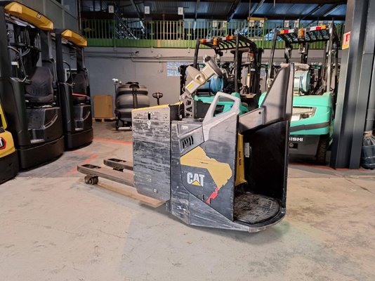 Гидростатический Caterpillar NPF25N2 - 1