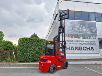Четырехопорные погрузчики Hangcha XF35D-2