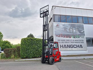 Четырехопорные погрузчики Hangcha XF35D-2