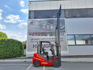Четырехопорные погрузчики Hangcha XF25D-2