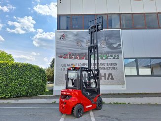 Четырехопорные погрузчики Hangcha XF25D-2