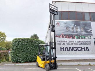 Четырехопорные погрузчики Hangcha XE18i