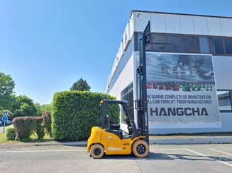 Четырехопорные погрузчики Hangcha XE25i
