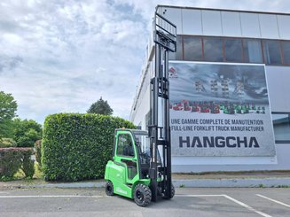 Четырехопорные погрузчики Hangcha AE25-I