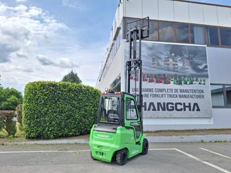 Четырехопорные погрузчики Hangcha AE25-I