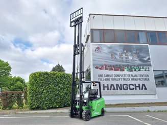 Четырехопорные погрузчики Hangcha AE25-I