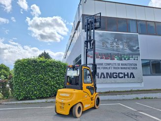 Четырехопорные погрузчики Hangcha XE35i (CPD35-XEY2HA-SI)