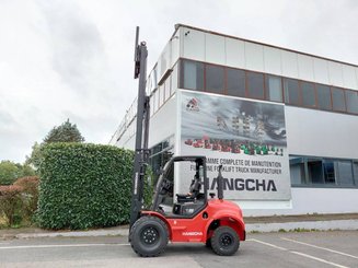Внедорожный погрузчик Hangcha TT35-2 (CPCD35-X2W98E-RT2)