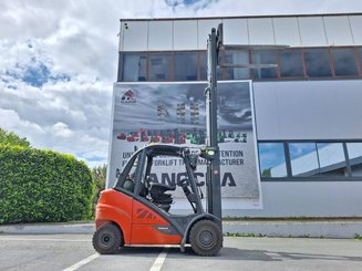 Четырехопорные погрузчики Fenwick H30 T - 02 - 9