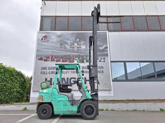 Четырехопорные погрузчики Mitsubishi FG30N - 6