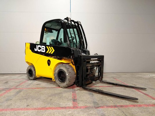 Телескопический погрузчик JCB TLT30G-TCR - 1