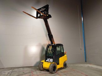 Телескопический погрузчик JCB TLT30G-TCR