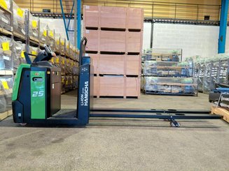 Четырехопорные погрузчики Hangcha CJD25-XT1-Li