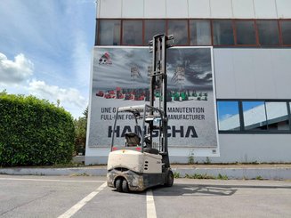Четырехопорные погрузчики Crown SC6040-16
